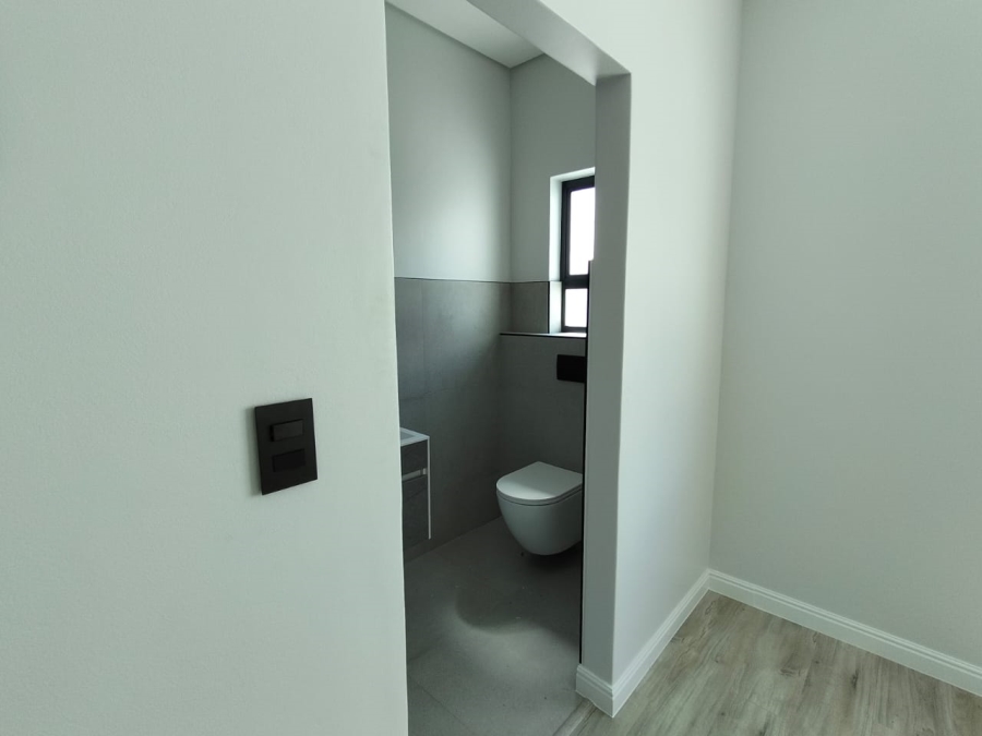 4 Bedroom Property for Sale in Sandown Western Cape